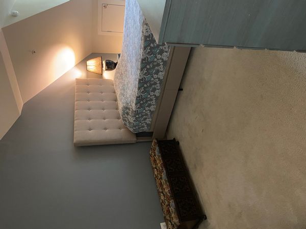 A private room available in a townhome in the heart of Alexandria.