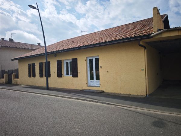 Grande maison de campagne avec immense jardin plein sud vue pyrénées