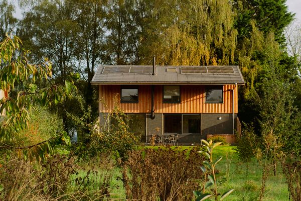 Luxe lodge near Hay-on-Wye with private hot tub