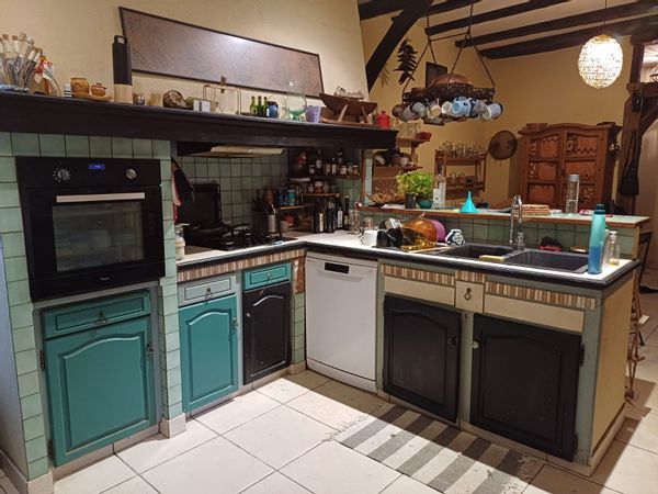 La maison de Nathalie Maison du XVII siècle, en vieilles pierres, plein centre, près du vieux port