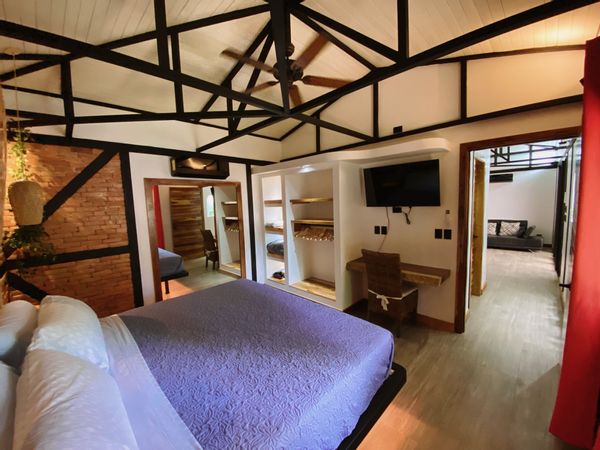 Daniel and Nicolas hus