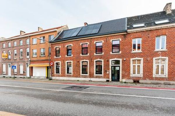 Laura & Tom's home - a renovated building from 1850