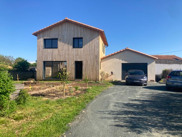 Maison en Paille à Luçon