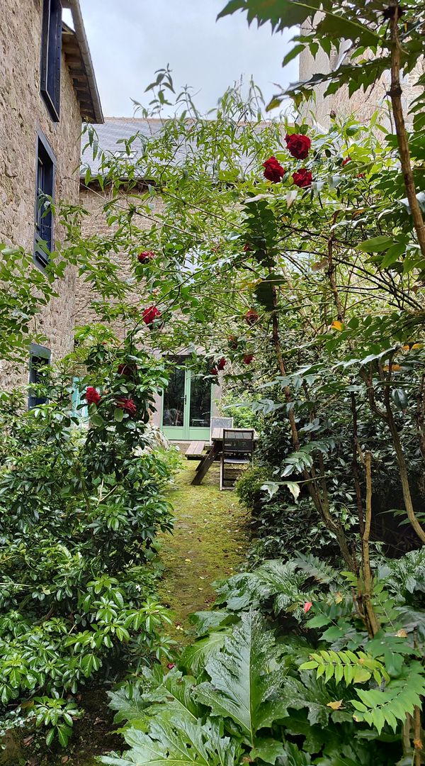 Grande maison de charme au cœur de Bécherel de Topher et Lulu (10 personnes)