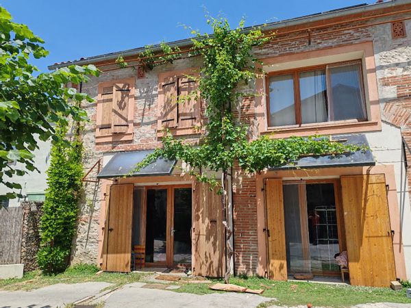 Jeanne-Marie's house