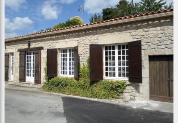 La maison de Karine Maison de charme dans le plus petit village de France