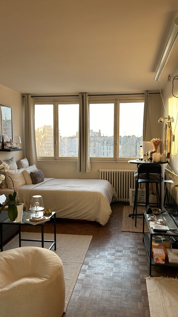Beautiful Parisian studio apartment in the 12th arrondissement in Paris, France