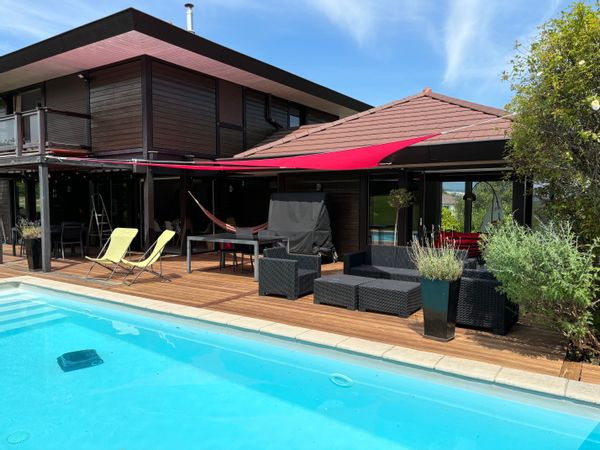 Maison familiale entre lacs et montagnes