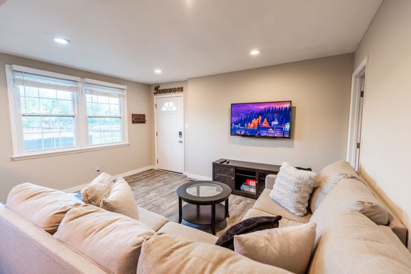 Downtown Nashville apartment in Historic Germantown. Walkable Neighborhood