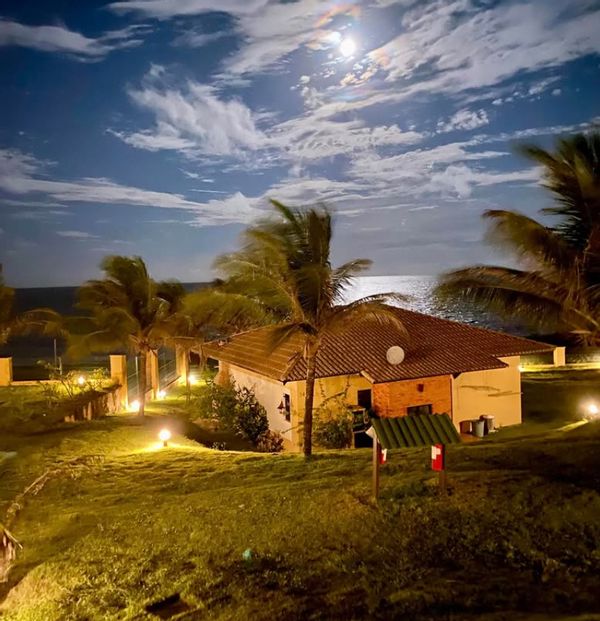 Paraíso Pé na Areia no Recanto do Zumbi – A 70 km de Natal -Rio Grande do Norte