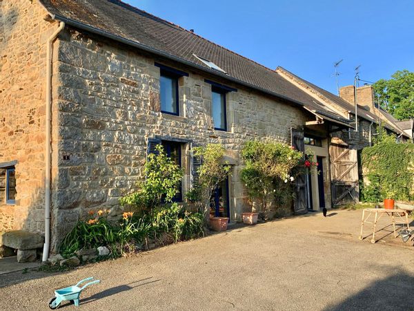 Maison familiale en Bretagne dans la baie du Mont Saint Michel.