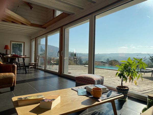 Entre Drôme et Ardèche, une maison où il fait bon vivre
