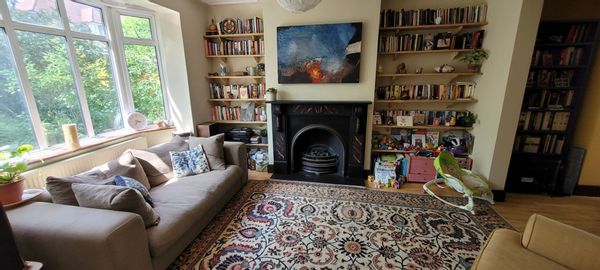 Daniel and Sari's London Cottage