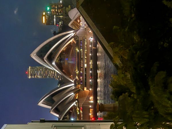 Three level Kirribilli Home Opposite opera House