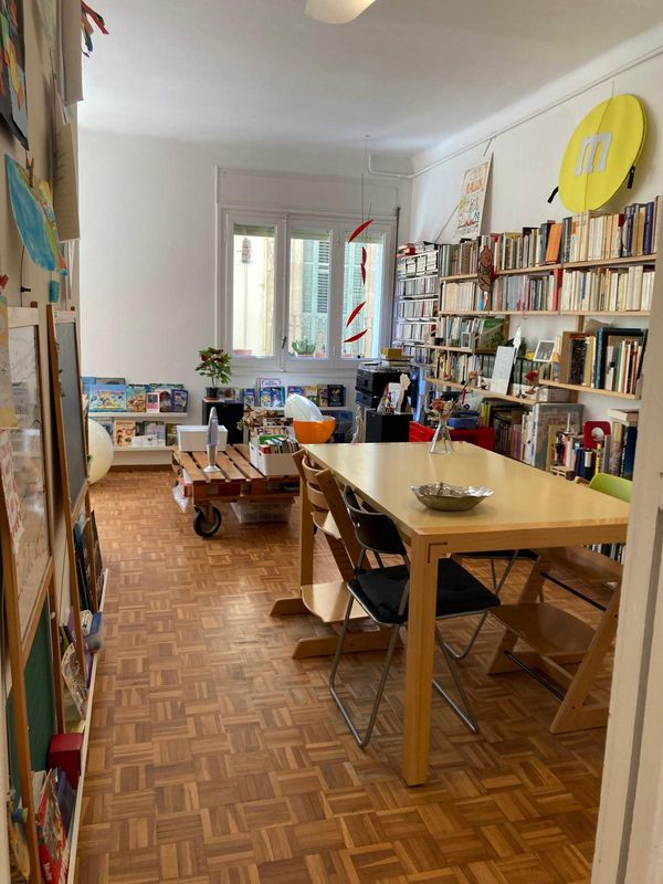 Charming house with a bay window in the heart of Sarrià.