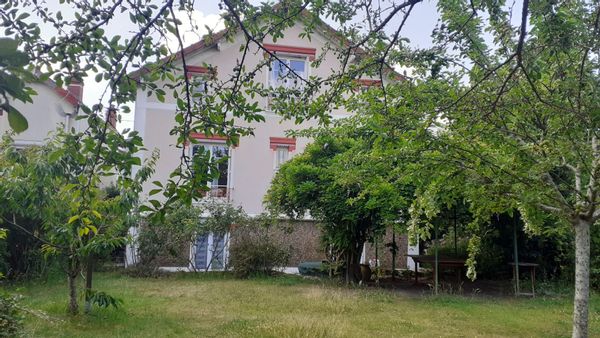 Alice's house