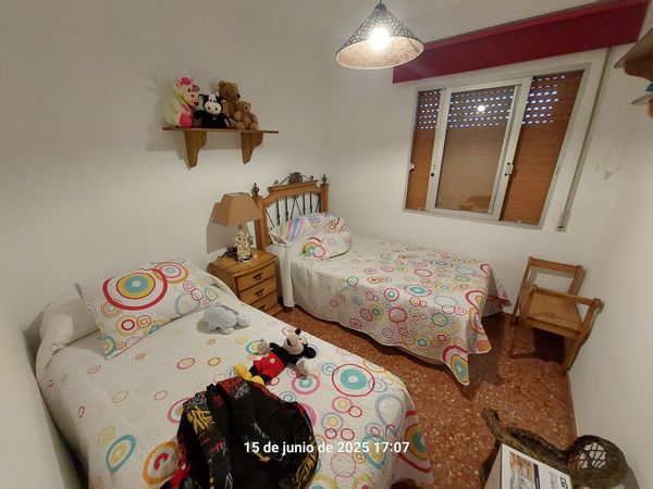 Reyes's house
