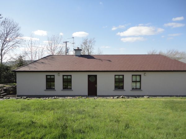 Mountshannon cottage East Clare[ 4 min.walk from Lough Derg]  2 nd property also available