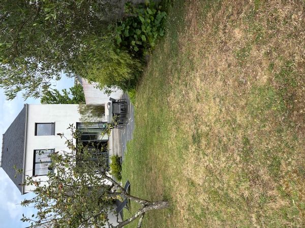 LAURENT's house