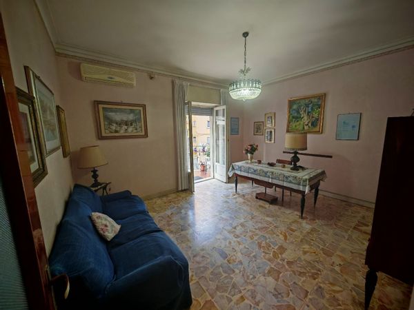Ausilia's house