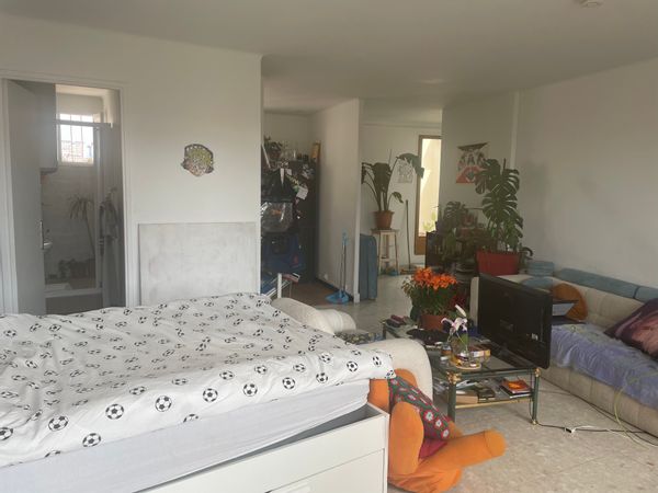 Appartement lumineux avec terrasse vue sur la mer en plein coeur du Panier <3