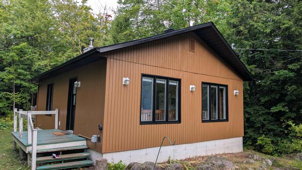 Chalet en nature près du lac Stukely et du Mont-Orford