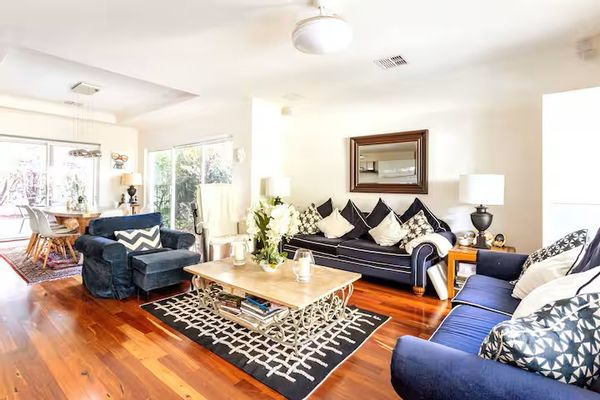 Five Star Luxury in Beachside Haven