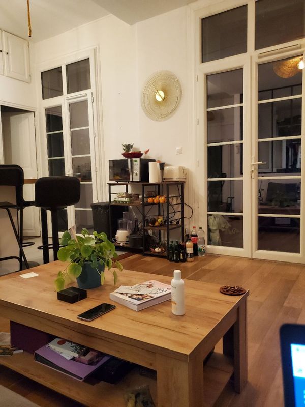 Melanie's house