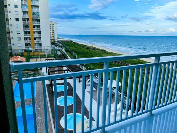 Imóvel Frente-Mar em Condomínio Clube com Open Mall - Próximo ao Aeroporto e Beto Carrero Park