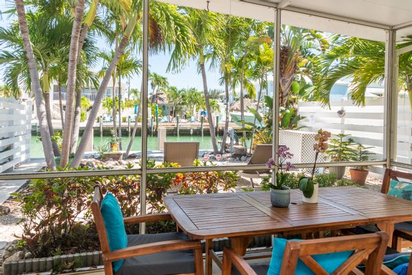 Enjoy a vacation in the heart of Paradise at Razz's Retreat!!