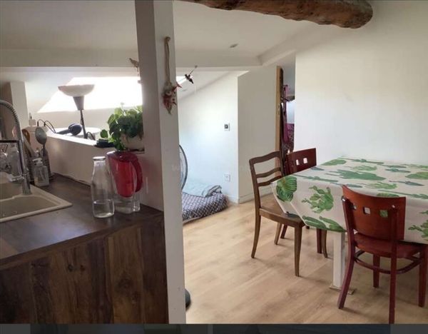 Petite chambre au 5eme sans ascenseur au cœur de Nice