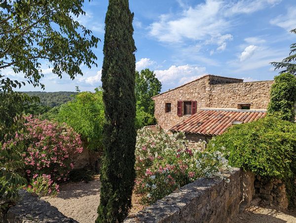 Le Repère de la Duchesse — Maison Provençale Médievale