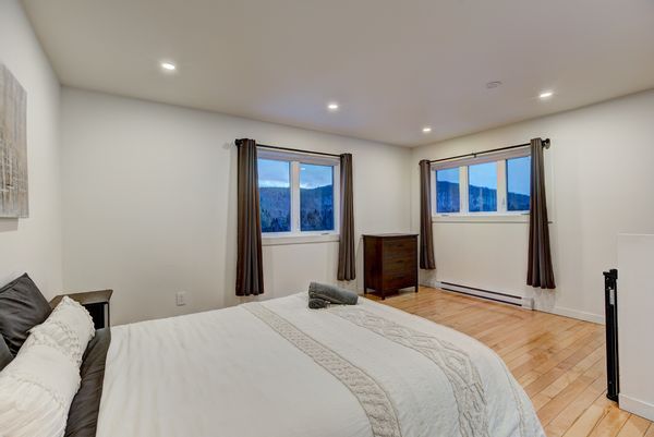 Lakefront House |  7BR | Pool • Spa • Work & Play