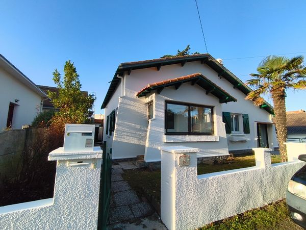 Villa familiale à 2 pas de la mer, 4 chambres, terrasse, jacuzzi – cœur de Pornichet
