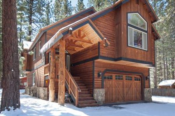 Luxury Home near Lake, Beach, Meadow, Amphitheatre, Heavenly, Casinos, Shopping and Restaurants.