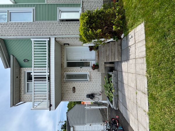 Ahlam's house