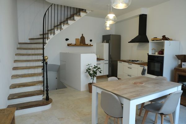 (EN TRAVAUX) Chambre dans une charmante maison de village