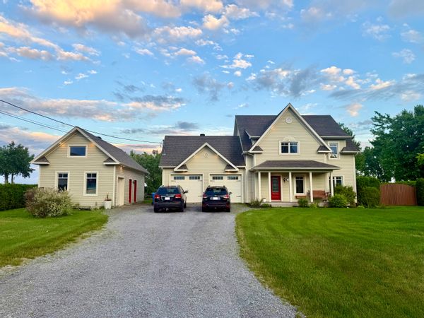 Maison avec plage privée à Batiscan