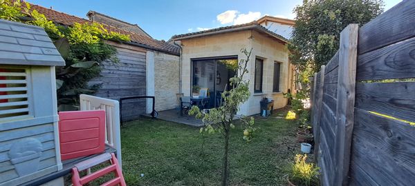 CHERCHE échange août  2026!! Bienvenue à Bègles, petite ville proche de Bordeaux !