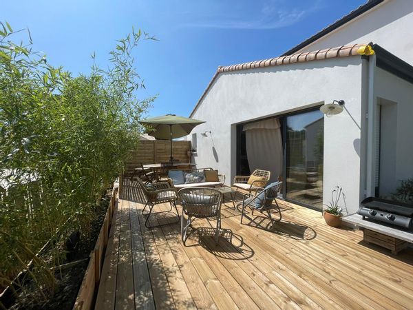 Maison familiale à 600 métrés de la mer. proche toutes commodités. Région patrimoine culturel riche.
