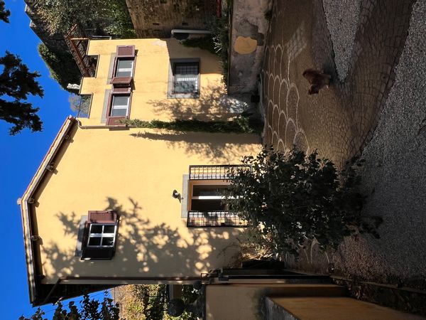 Historic Villa, Guest Suite, Trevignano Romano, Lake Bracciano, 40 minutes from Rome by car.