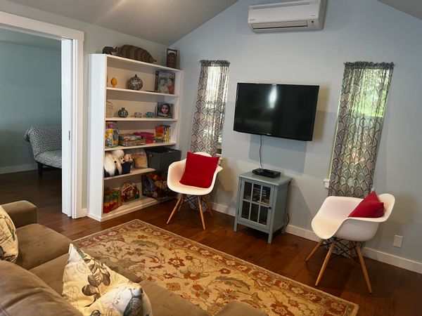 Monte Rio cottage