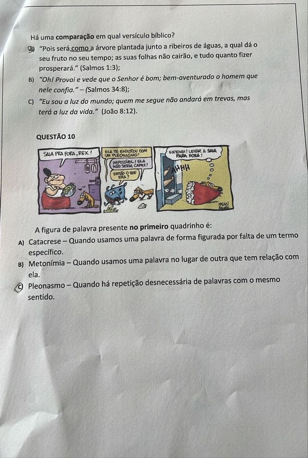 Superficie de 100 m² privatifs, typique d'un 3 chambres (ou 2 chambres + suite), avec 2 places