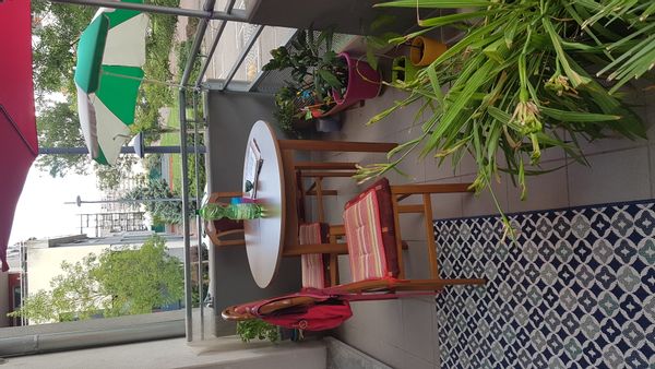 Spacious appartemment situated on the riverside