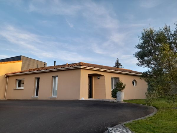 Émilie's house