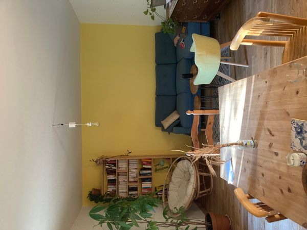 Petite maison dans une petite ville très charmante et touristique