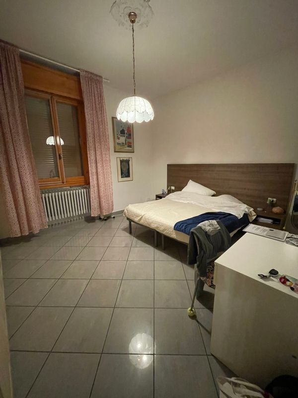 Camera privata in ampio appartamento condiviso
