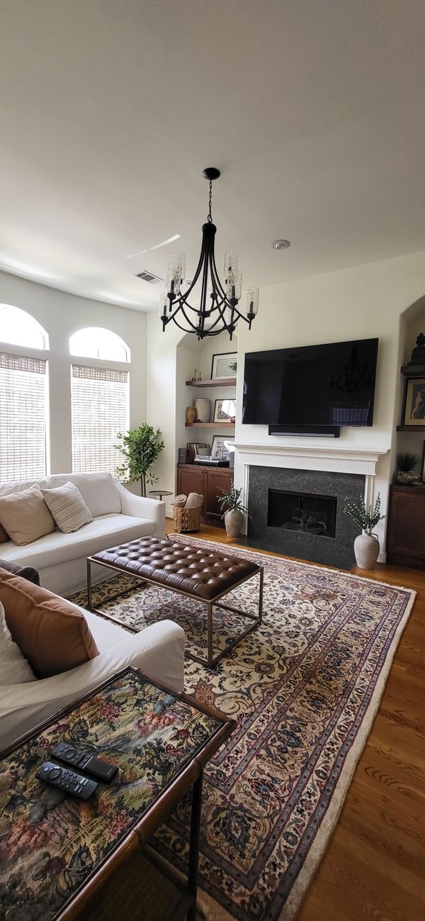 Stylish & Spacious Family Home Near Memorial Park – Walk to Trails, Golf, Restaurants, & More