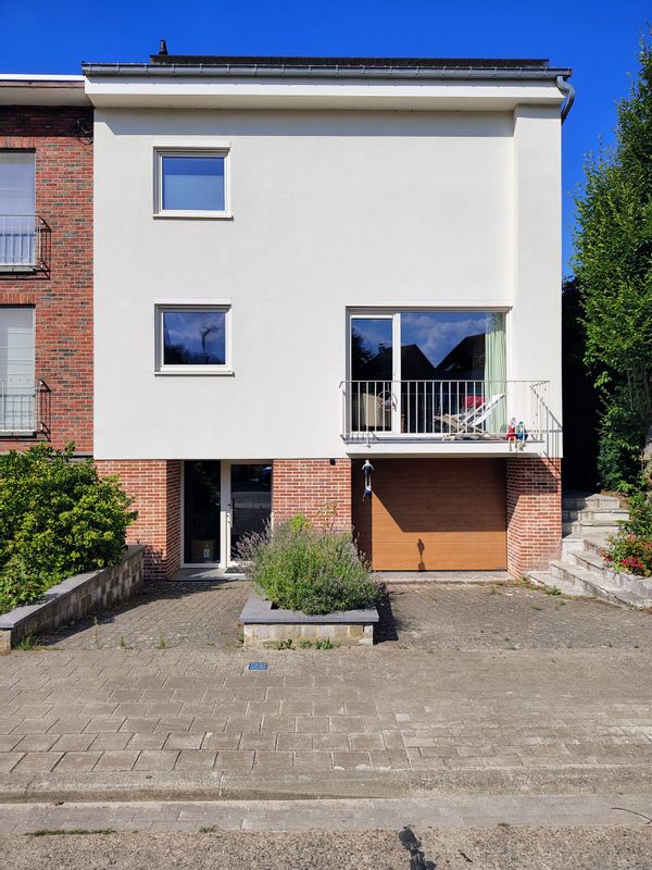 Ruime, comfortabele, moderne gezinswoning