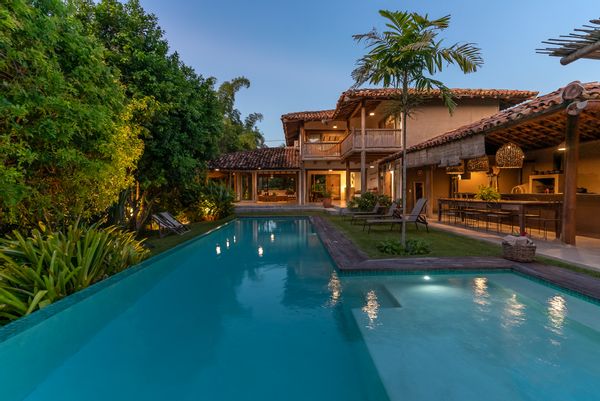 Aiala Menezes's house